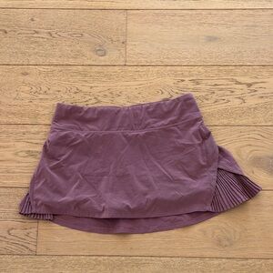 Lululemon Athletica Mauve Mini Skirt Size 6